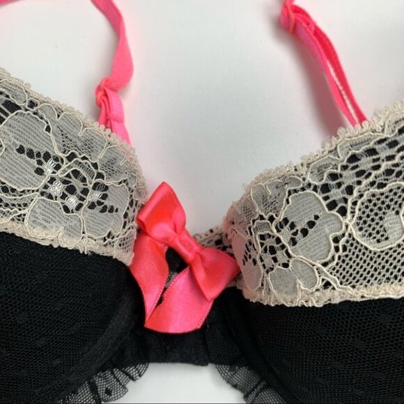 H  & M Black Lace Bra - Picture 3 of 7
